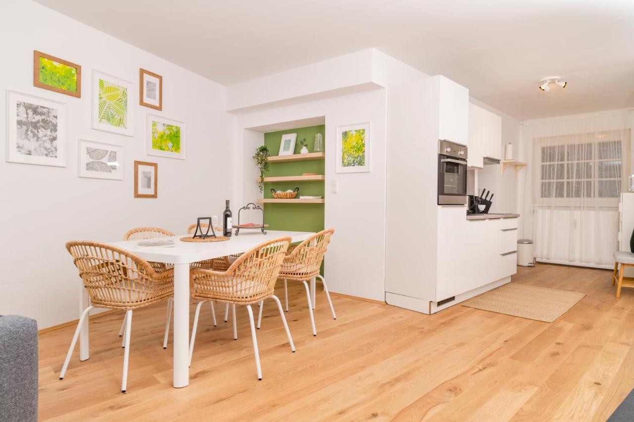 Zum Grazer Uhrturm Apartment ภายนอก รูปภาพ